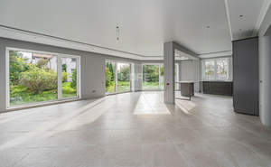 Дом 332м², 3-этажный, участок 6 сот.