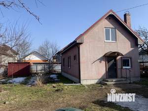 Дом 70м², 2-этажный, участок 6 сот.