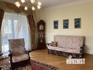 Дом 553м², 3-этажный, участок 9 сот.