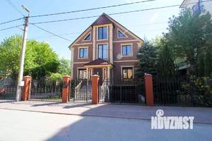 Дом 400м², 3-этажный, участок 10 сот.