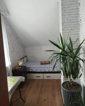 Дом 63м², 2-этажный, участок 4 сот.