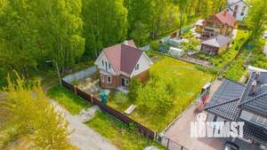 Дом 122м², 2-этажный, участок 8 сот.