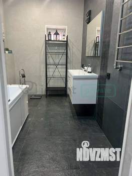 Дом 204м², 2-этажный, участок 5 сот.