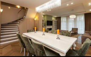 Дом 270м², 3-этажный, участок 3 сот.