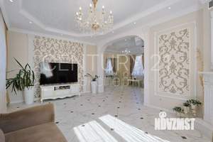 Дом 175м², 3-этажный, участок 8 сот.