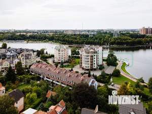 Дом 216м², 3-этажный, участок 4 сот.