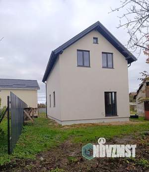 Дом 110м², 2-этажный, участок 4 сот.