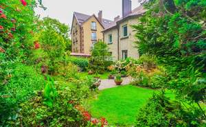 Дом 461м², 3-этажный, участок 8 сот.