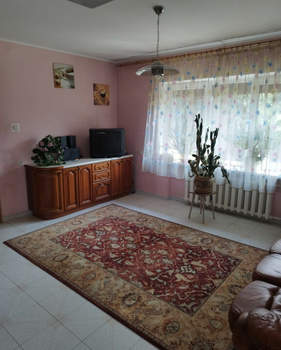 Дом 263м², 3-этажный, участок 6 сот.