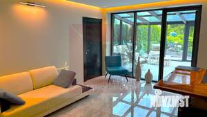 Таунхаус 270м², 3-этажный, участок 2 сот.