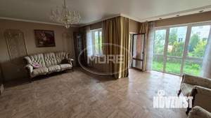 Дом 229м², 3-этажный, участок 6 сот.