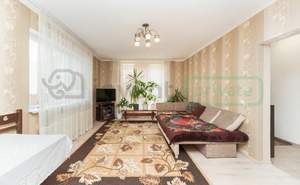 Дом 280м², 3-этажный, участок 8 сот.