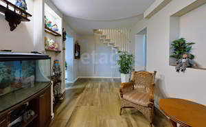 Дом 214м², 3-этажный, участок 11 сот.