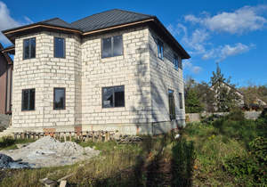 Дом 222м², 2-этажный, участок 5 сот.