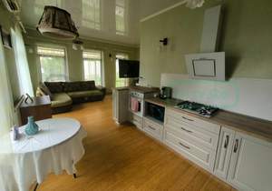 Дом 136м², 2-этажный, участок 10 сот.