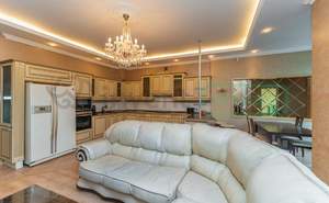 Дом 195м², 3-этажный, участок 2 сот.