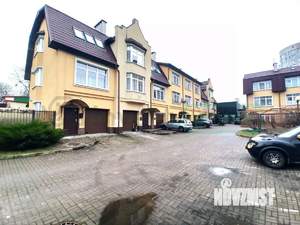 Таунхаус 138м², 2-этажный, участок 1 сот.