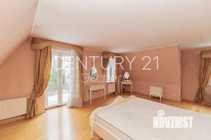 Дом 316м², 2-этажный, участок 11 сот.