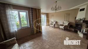 Дом 229м², 3-этажный, участок 6 сот.