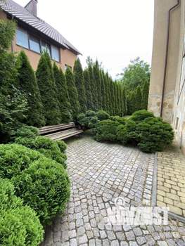 Дом 268м², 3-этажный, участок 6 сот.