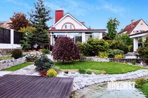 Дом 255м², 2-этажный, участок 11 сот.