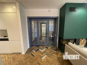 Таунхаус 187м², 3-этажный, участок 1 сот.