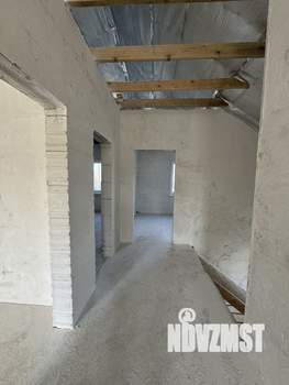 Дом 176м², 2-этажный, участок 6 сот.