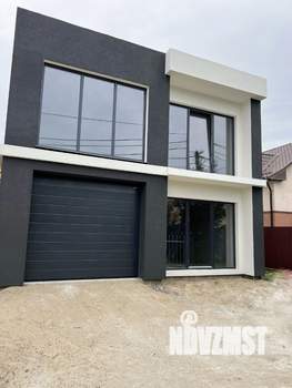 Дом 206м², 2-этажный, участок 4 сот.