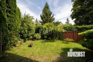 Таунхаус 216м², 3-этажный, участок 4 сот.