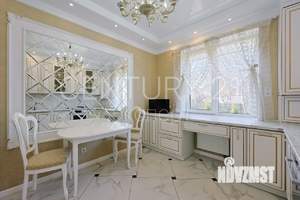 Дом 175м², 3-этажный, участок 8 сот.