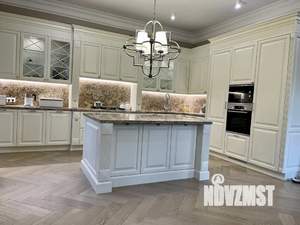 Дом 400м², 3-этажный, участок 4 сот.