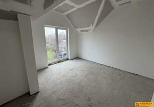 Дом 110м², 2-этажный, участок 5 сот.