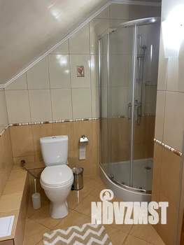 Дом 240м&sup2;, 3-этажный, посуточно, 