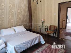 Дом 160м&sup2;, 2-этажный, на длительный срок, 