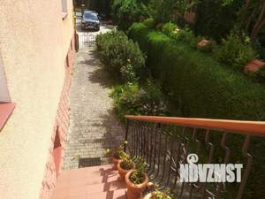 Дом 200м&sup2;, 3-этажный, посуточно, 