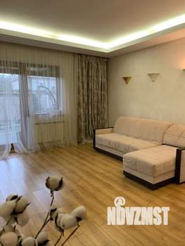 Таунхаус 175м&sup2;, 3-этажный, на длительный срок, 