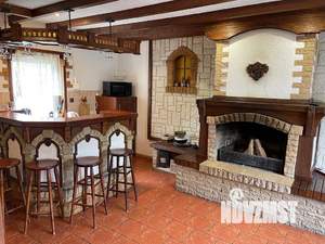 Дом 180м&sup2;, 2-этажный, посуточно, 