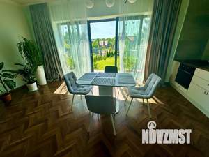 Дом 130м&sup2;, 3-этажный, посуточно, 