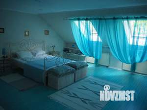 Дом 230м&sup2;, 2-этажный, посуточно, 