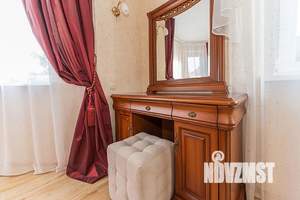 Дом 180м², 2-этажный, посуточно, 