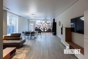 Таунхаус 196м&sup2;, 2-этажный, на длительный срок, 