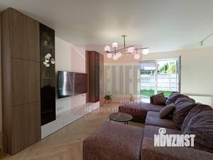 Таунхаус 168м&sup2;, 3-этажный, на длительный срок, 