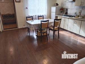 Дом 160м&sup2;, 2-этажный, на длительный срок, 