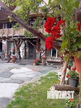 Дом 180м&sup2;, 3-этажный, посуточно, 