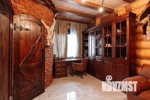 Дом 240м&sup2;, 2-этажный, посуточно, 