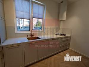 Таунхаус 168м&sup2;, 3-этажный, на длительный срок, 