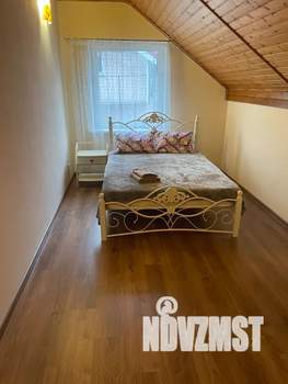 Дом 240м&sup2;, 3-этажный, посуточно, 