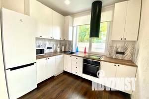 Дом 140м², 2-этажный, посуточно, 