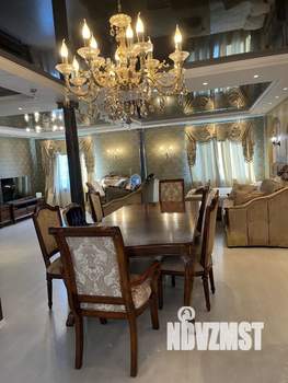 Дом 280м&sup2;, 3-этажный, посуточно, 