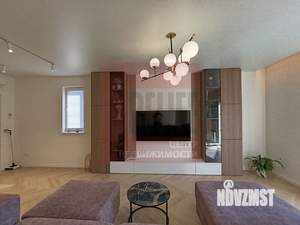 Таунхаус 168м&sup2;, 3-этажный, на длительный срок, 